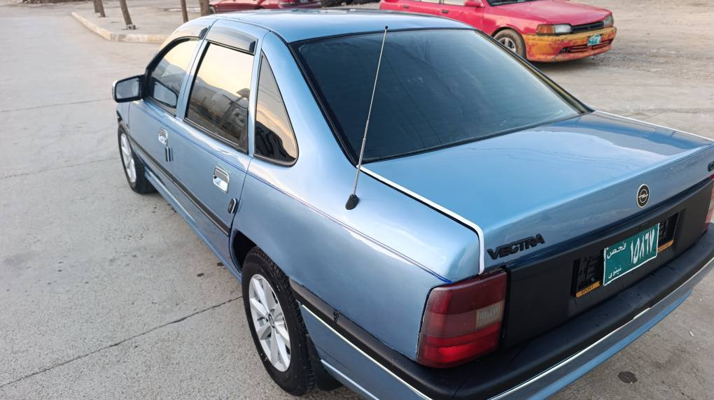 ئوپل فیکترا مۆدیل 91مەکینە 20 ئاڕم پلاستیک دهۆک وسەنەوی ئەسڵی لەگەڵە ماشاءاللە نمونەیە لەجوانی گێڕو مەکینەوتوندوتۆڵی و کارەبای و هەموگیانی بەشەرت ،تازە کامل پەمپ کراوە بۆجوانی دەعم ولێدراو موس وبڕاوە خایس وڕزیوی ووەرگەڕان بەشەرت دەشبوڵ وبەردەرگاو ناوی جوانە چوارتایەو ویلی نوێ ی  لەژێرە سیارەی ماڵە گۆڕینەوە ناکەم تەنها فروشتن شوین شکارتە دەوروبەری ڕانیە ***********فایبەر واتساب رانية, السليمانية
