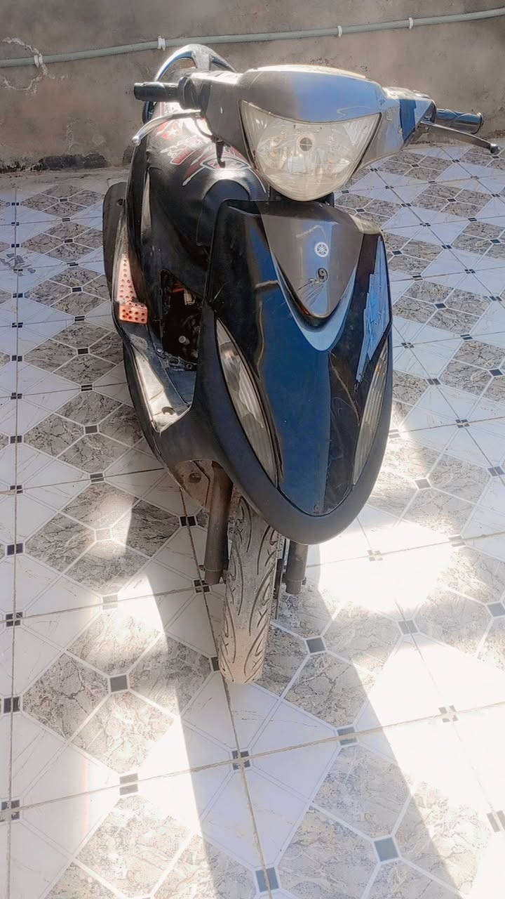 سلام عليكم ماكس عدله البيع دراجه خير من الله دراجه ناعمه بس بيه صوت بل كلج الخلفي بس مكينه خرسه ودرجه حلوه سعره 350وبيه مجال المكان سكندريه رقم التصال***********
