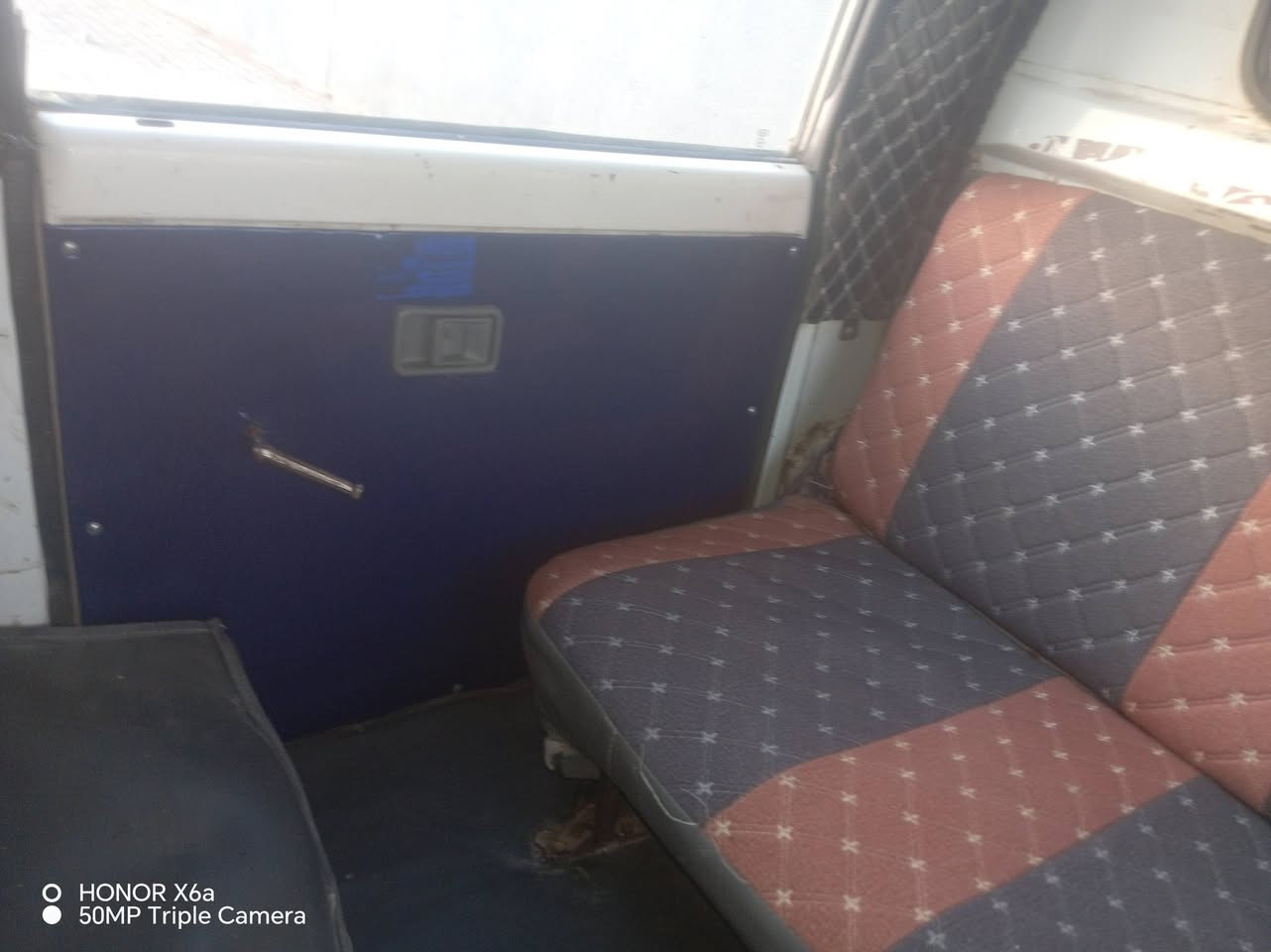 بنكو 96دبل قمارة رقم قادسيه نكليزي بسمي مكينه.  كير حدادية خير من الله شاصي مكفول غرفتها نظيفه باتري سلف دينمة جديد مكانها كربلاء سعرها 57رقم تليفون ***********
