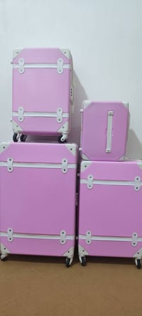 وبركاته متوفر جربايه طفل للبيع  متوفر جنط،للبيع  للاتصال علئ رقم 07733...