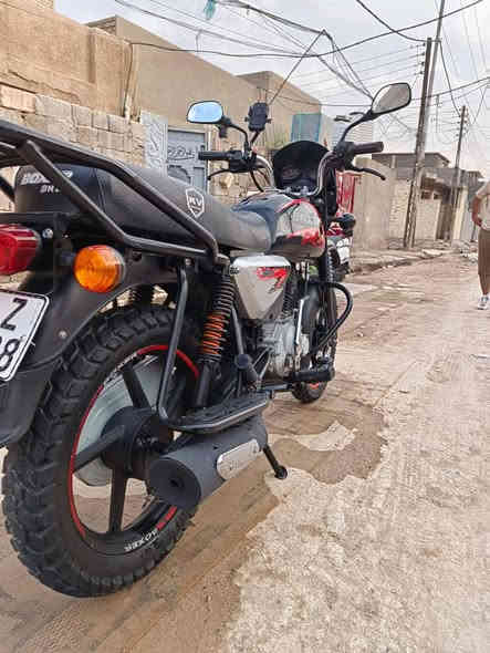 دراجه مكفوله كفاله عامه من كلشي تخلي صندوق و تروح تشتغل على باب الله موديل 22 شهر 12 ماشيه 10 آلاف حقيقي السعر:  2600 و بيه مجال حك الجيه و الشراي يتصل  الرقم *********** العنوان بغداد كراده
