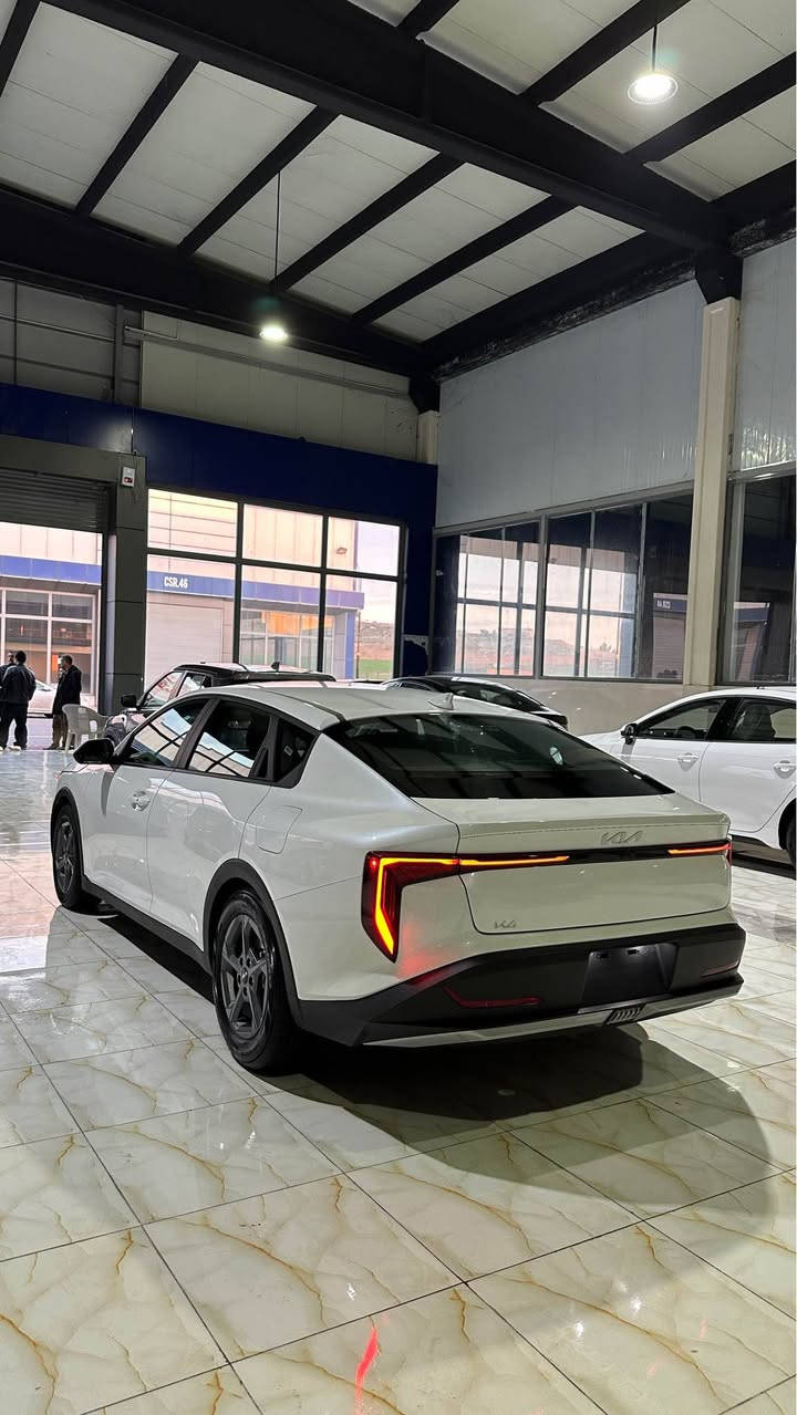 K4 
2025
12 الف مايل ماشية 

‎بصمة ابواب
REMOTE START : تشغيل عن بعد
‎شاشة دشبول ديجيتال
‎شحن وايرليس
‎كاميرا جانبي
‎كاميرا خلفي
AUTO START : اوتو ستارات
AUTO STOP : اوتو ستوب
‎رادار امامي (تحديد مسار)
‎رادار جانبي (نقاط عمياء)
‎رادار خلفي (التحذير من الاصطدام)
‎حساسات 360°
‎حساسات امامي
‎حساسات جانبي
‎حساسات خلفي
‎كشنات كهربائي
‎كشنات دفئة
‎تحكم استيرن
‎استيرن كهرباء
‎استيرن دفئة
‎تبريد لمس
‎تبريد مركزي
‎مراء شفط كهربائي
‎صندوق شفط كهربائي
‎لايتات ليد عدسة زينون 
السعر : 175$ ورقة و مجال 🔥

*********** 
Duhok أربيل, العراق
