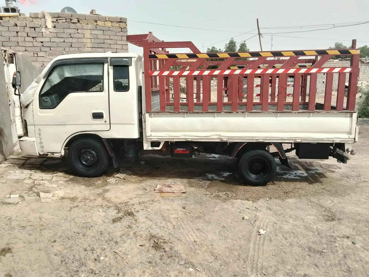 السلام عليكم كيا بنجو للبيع موديل 2000 سياره مقفوله كفاله ضربه وقصه وصوليات تخم ثار جديد مكينه 2700 سياره جديده خير من الله كهربائيات جدد السعر 59 وبه مجال مكان ناصريه مركز الرقم ***********
