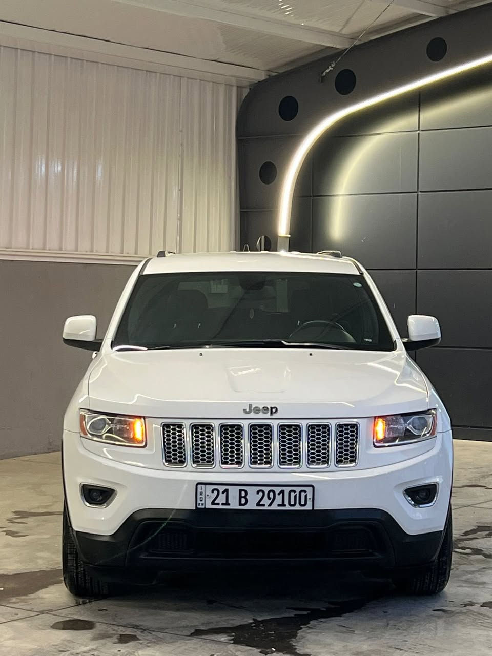 جيب لاريدو ٢٠١٤ مرغوب

6 سلندر محرك (3600) . 
عدد المسافة 124 الف
بصمة بصمة أبواب.
كراسي كهرباء  
شفتات بلستيرن
قطعتين تبريد
دبع رباعي
نضام eco أقتصادي.
نضام APS.
مانع أنزلاق.
تحكم ستيرن+مثبت سرعة.
نضام صوت 
حساسات 
قطعة جاملخ خلف السائق صبغ امريكا بدون ارباك 
وبدون دواخل
تخم تاير ياباني جديد + صدر جديد 

 مكان السياره سليمانية
~~~~~~~~~~~~~~~~~,,,
ل استفسار ***********
