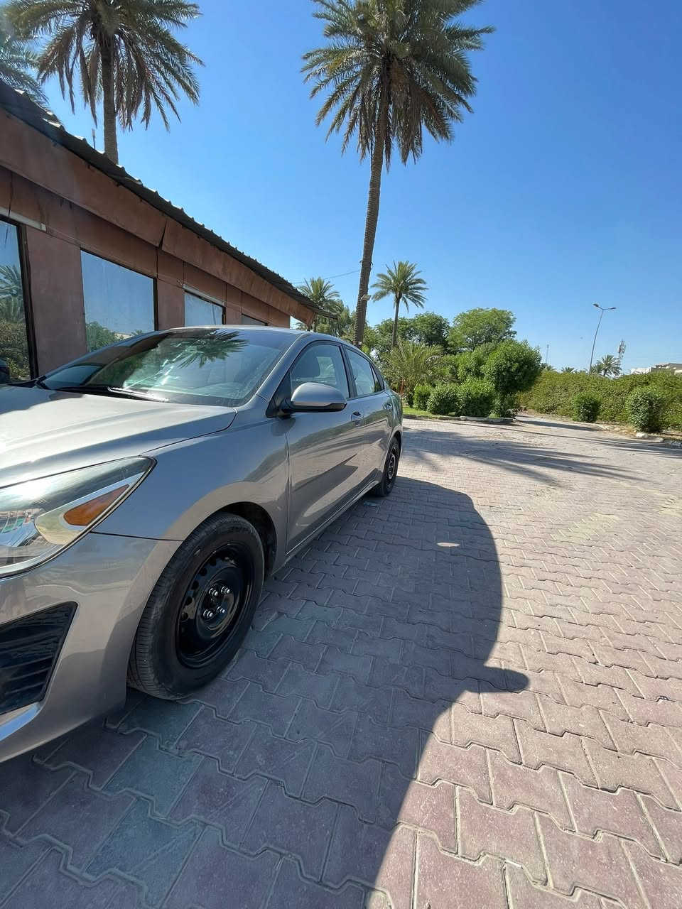 سلام عليكم
بيع مستعجل

 Kia . Rio

للبيع كيه ريو

وارد أمريكي 

موديل2022

رقم بغداد نكليزي11

تحويل مباشر 

كير مكينه مكفولات

تبريد ثلج ❄️ ماشيه75000k

حداديه تخم تاير مكفولات

سعر 88مكاني بغداد الكاظميه 

هـ***********
