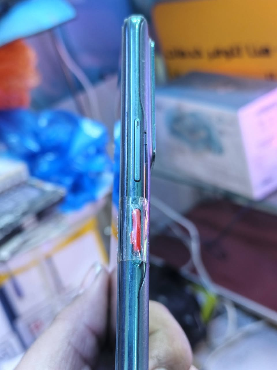 السلام عليكم انفنكس 11 برو
شاشه شويه مرفوعه ودكمه مابي  وبي بياض بالشاشه

بختصار يرادله بس دكمه وشويه صمغ جوه الشاشه

سعره 95الف وبي مجال 
مكاني الشعله

***********
