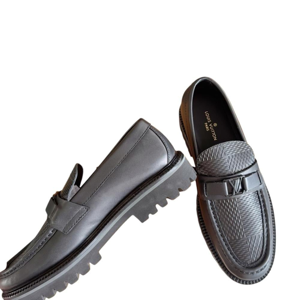 شوز ينلبس رسمي كجول قياس 9يلبس 43 صناعه ايطالي 

LV


**إذا كنت صاحب هذا الإعلان وتريد حذفه لأي سبب، رجاءا أرسل رسالة إلى الدعم الفني**