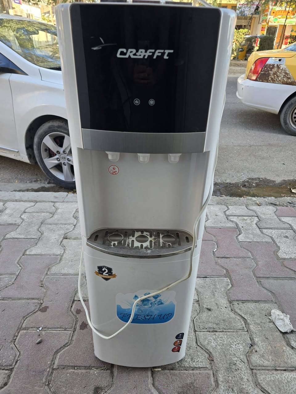 براد ماء للبيع ماركه كرفت الغنيه عن التعريف نقص ماطور بس نضف كلش ب٤٥ الف فقط ***********
الماء الحار شغال
