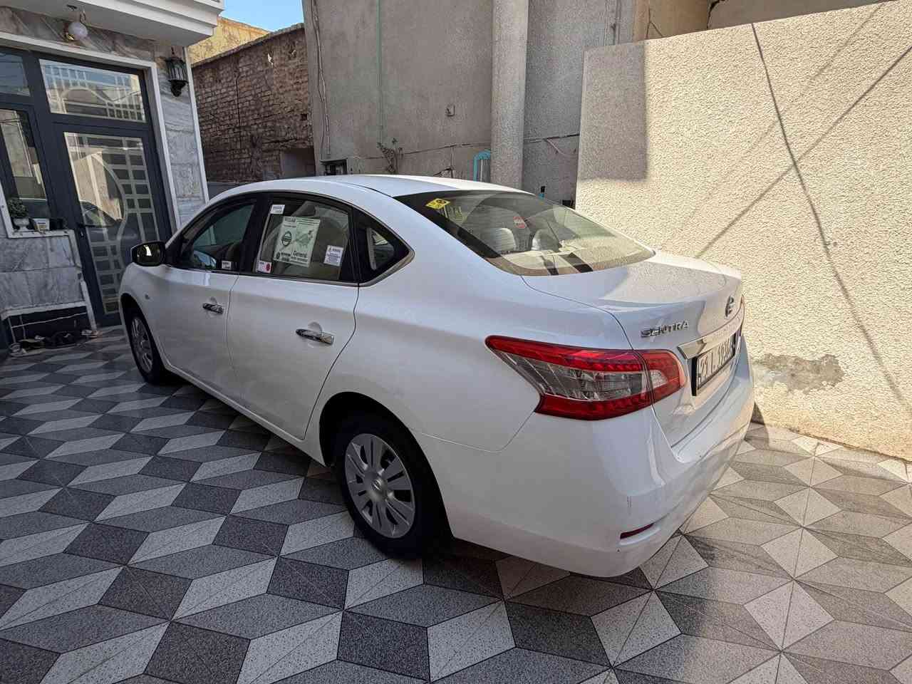 نيسان سنترا 2015 خليجي 
محرك 1800 دبل نوزل 
سونار داخل المنشور 
العنوان ديالى بعقوبة 
***********
السعر110 بيهة مجال بصيط بعقوبة, ديالى
