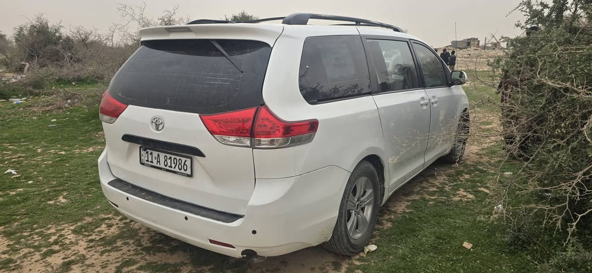 السلام عليكم تويوتا سينا 2011 رقم بغداد نكليزي تداور بكل المحافظات مكينه وكير جديد ستوني شادهن مكفولات بيها قطع صبغ وتبديل سعر 130مكاني ديوانية قضاء الحمزه شرقي ***********
