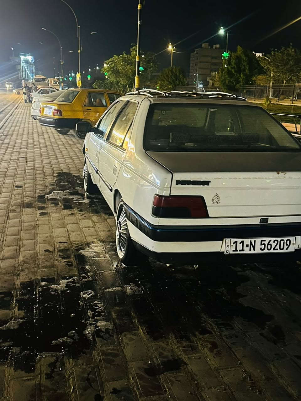 سلام عليكم جي آل اكس موديل 12 سياره كفاله عامه ما عده شبر بل باب بارد سياره مبدل كير وكينه  فرنسي  2000 صار شهر وبس ابو لمصلحه يعرف لفرنسي شكد قوي ابيع بغراض او بدون سعر خاص مكاني بغداد ابو دشير  ***********
