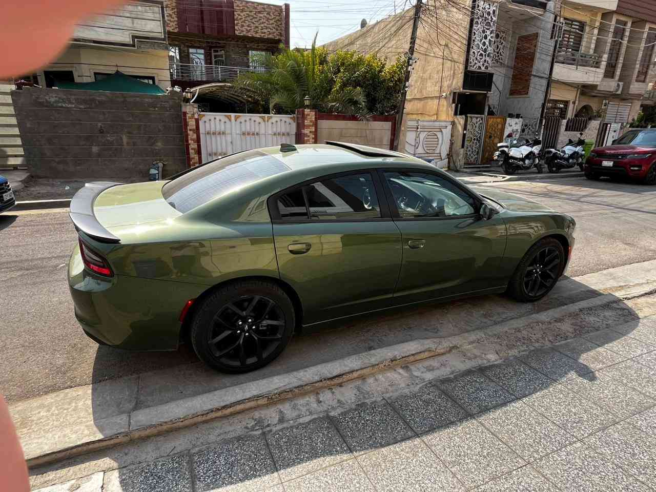 السلام عليكم
جارجر ٢٠٢٣ لاست كول 
sxt+بلص يعني فول مواصفات 
رقم بغداد مداور ثاني يوم مشروع وطني 
مكانها بغداد السياره 
رايديها ب ٢٨٠
رقمي ***********
