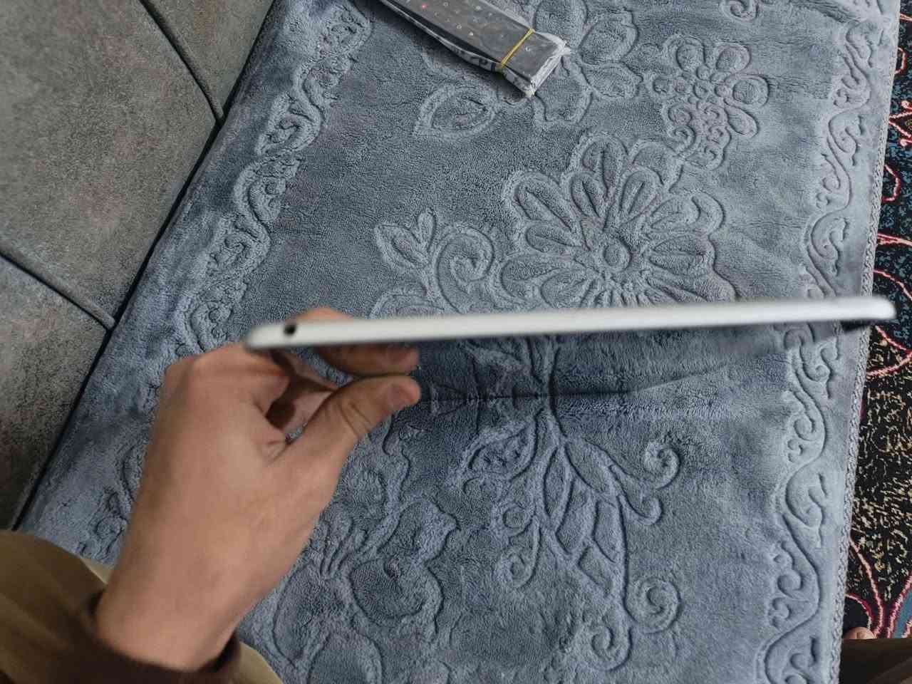 ايباد 9 للبيع

التفاصيل
ذاكرة 64 
استخدام قليل تقريبا باليوم ساعتين
بطارية نضيفة
وهاي تفاصيل بالصورة
مابي اي خلل 
السعر 170 
مكاني بسماية - ناحية الوحدة
تواصل واتساب فيس ما متواجد
***********
