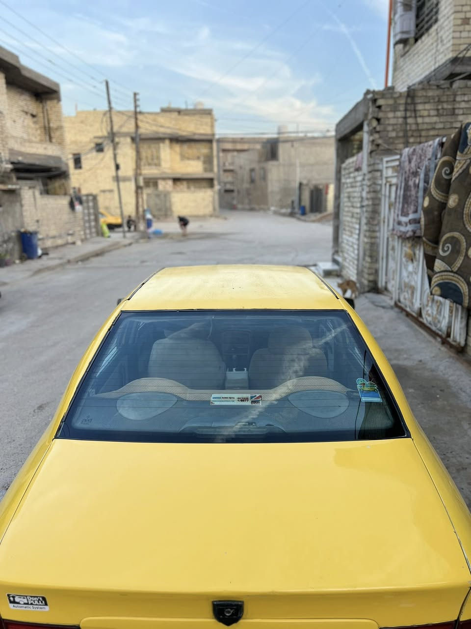 السلام عليكم
سمند 2009ليوموني رقم بغداد دولي جديد 
هيئة غرامه مصفره السياره 
مكينة كير كفاله 
السياره خير من الله 
مثل الصورة نعمة 
تخم تاير حديده صدر  جديدة
دواخل جديد 
السياره فقط بنيد طاير ممعمر نفسه 
سعر 35بيها مجال حك جيه
***********
