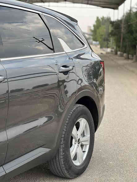 السلام عليكم ورحمة الله وبركاته
كيا سورنتو موديل 2023 
وارد امريكي 
بيها باب وجاملغ جهة العبري 
مكينه 4 سلندر  2400
سياره ماشيه 47 الف 
اخت الزيرو 
السورنتو معروف برزانته ومتانته سياره جاهزه من كلشي 
السعر 200$ مجالها حق الجيه 
ممتوفر ع الانترنت اتصل واني خادم
***********
***********
