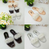 مساء الخير زبائنا الكرام الطيبين توفر سليبر شفاف قياس ٣٧-٤١ السعر ٧ ال...