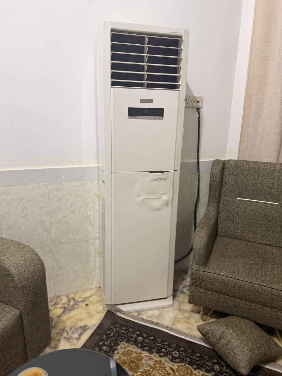 سبالت عموديه عدد ثنين كاملات خارجه وداخليه وبوريات وريمونتات طنين..... ملاحظه السبالت عاطلات عاطلات ابيع عاطل ماعرف شني عطلهن الله شاهد اثنينهن 500البصره الحيانيه شارع السيد عل المستطيل ***********متواجد فيس وات ساب البصرة, العراق
