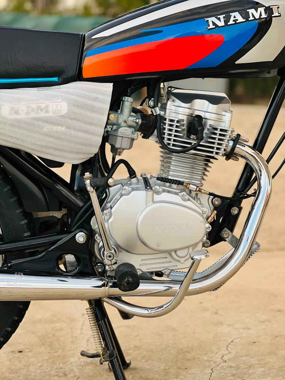 سلام عليكم دراجه نامه للبيع موديل 2026بعتهي على سحك دهن  مامبدل  أوراق كامله صار 15يوم من طالعه من الوكيل سعر جوه السوك مكاني بابل ناحيت انيل رقمي ***********.    ***********
