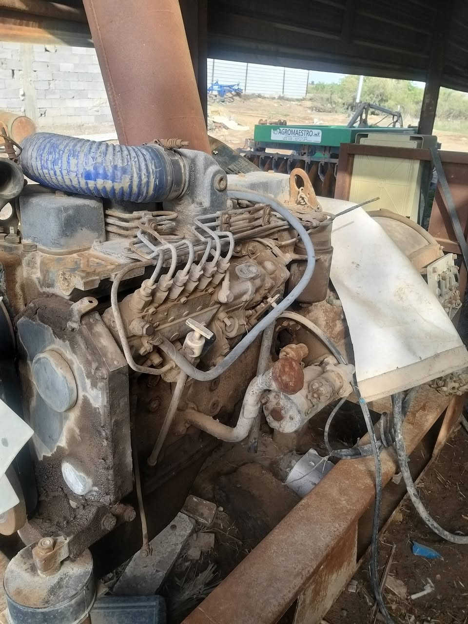 السلام عليكم
مولد كمنز لبيع 150 كيفي المحرك عاطل العنوان ذي قار الفجر 
ويوجد مولد كيه العدد 2 عاطلات 
***********
