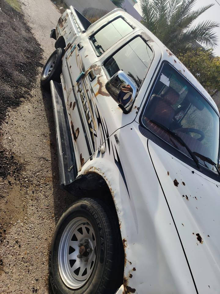 سلام عليكم/بيكم كريت 2007 للبيع كير ومحرك وأكسل كفاله كشر بلادي بس مكشر تخم تاير رقم بغداد باسمي داخل دوشكه جديده سياره كل نقص ما بيها كهربائيات سياره خير من الله مكانها بغداد سعر 45 وبيها مجال بسيط حكً جيه ***********
