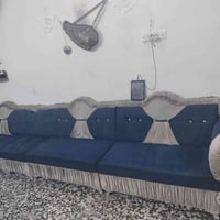 ديوان • عشرة مقاعد