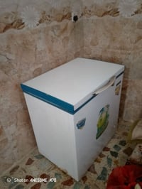 مجمده للبيع نظيفه 07814517052