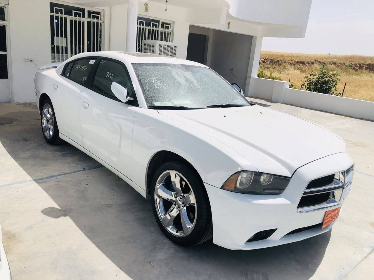 سعر ٦٩             ***********
دوج جارجر 2013 v6 3600
سةيارةكي زور پاك و بي كيشةية
هةموو گياني بةشةرت 
براوةي السليمانية, العراق
