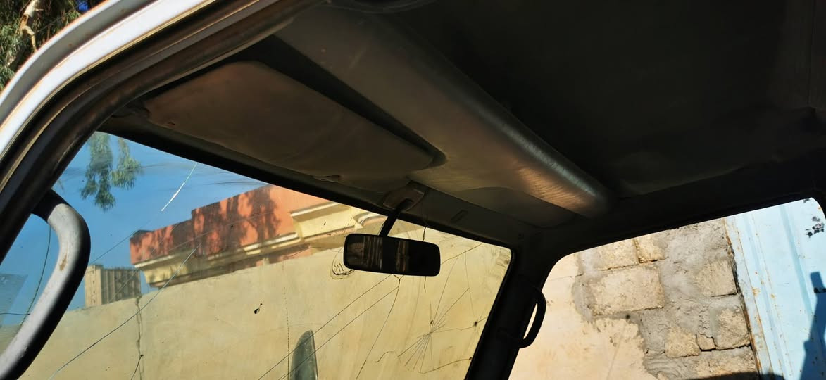 كيا هينو حمل شغاله بيها محرك مازدا موديل السيارة ٢٠٠١نضافة زينه يعوزها هزه تفيد اهل الخشب وماگالت تحمل لل٨ طن على ما اعتقد واكثر البودي مال لوري بيها محرك مازدا وبيها بالبودي محركها الأصلي شغال بس يعوزو تعمير فقط مو گايم 
سعربلاش  ١٤ورقة  و بيها هم مجال للطيبين ان شاءالله .
الموقع ..الموصل قضاءالبعاج
تواصل ***********
