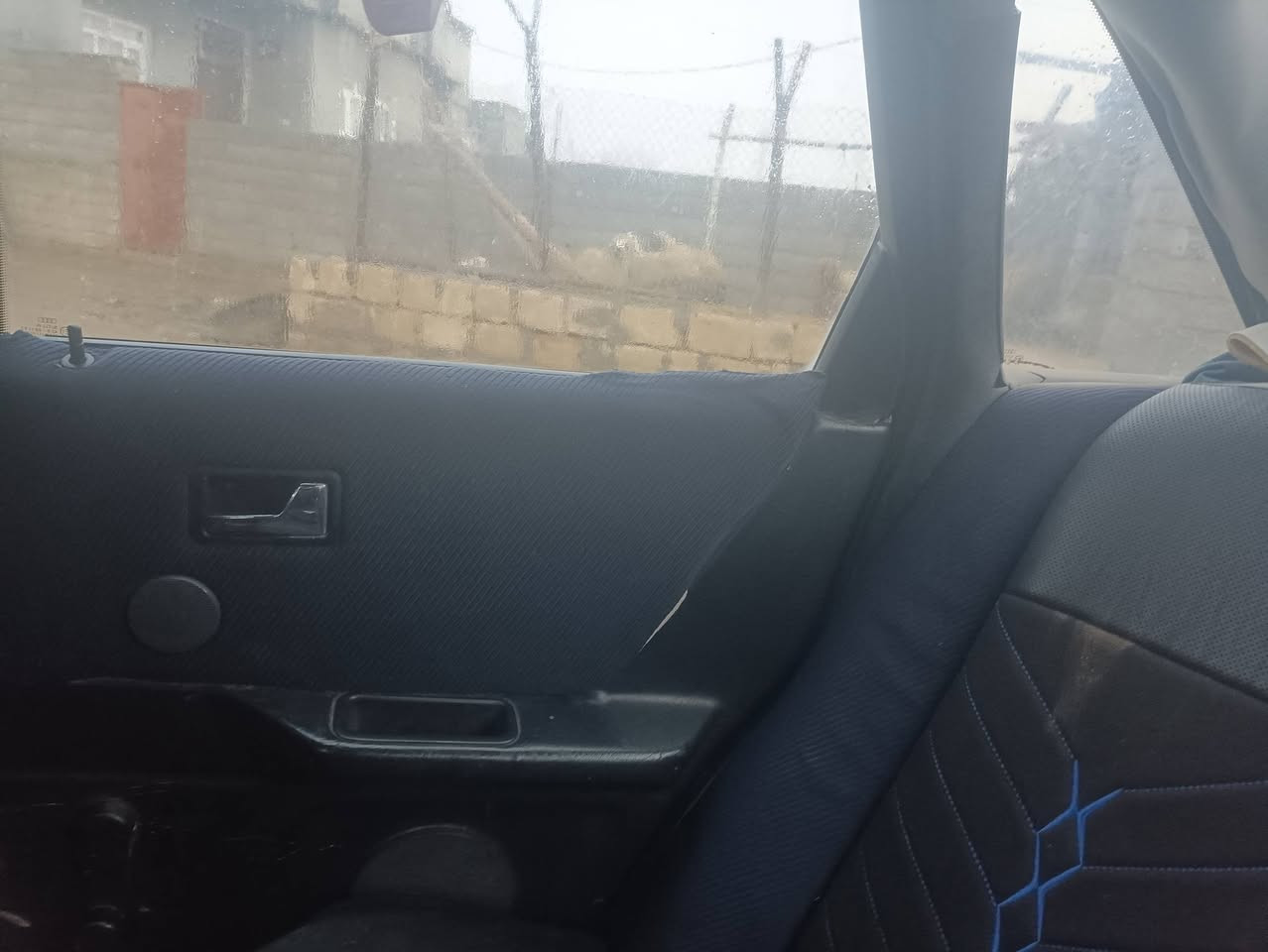 السلام عليكم اودي جديده سياره جاهزه وكاله وتحويل أسعر 20وبيه مجال ابيع نقد فقط رقم  ***********
