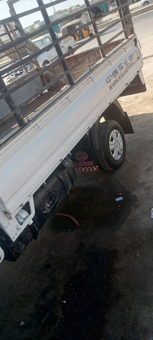 السلام عليكم كيا موديل 95 مكان بغداد المعامل سعر 54 رقم ديالى سنه 27 فقط بس علىن***********
