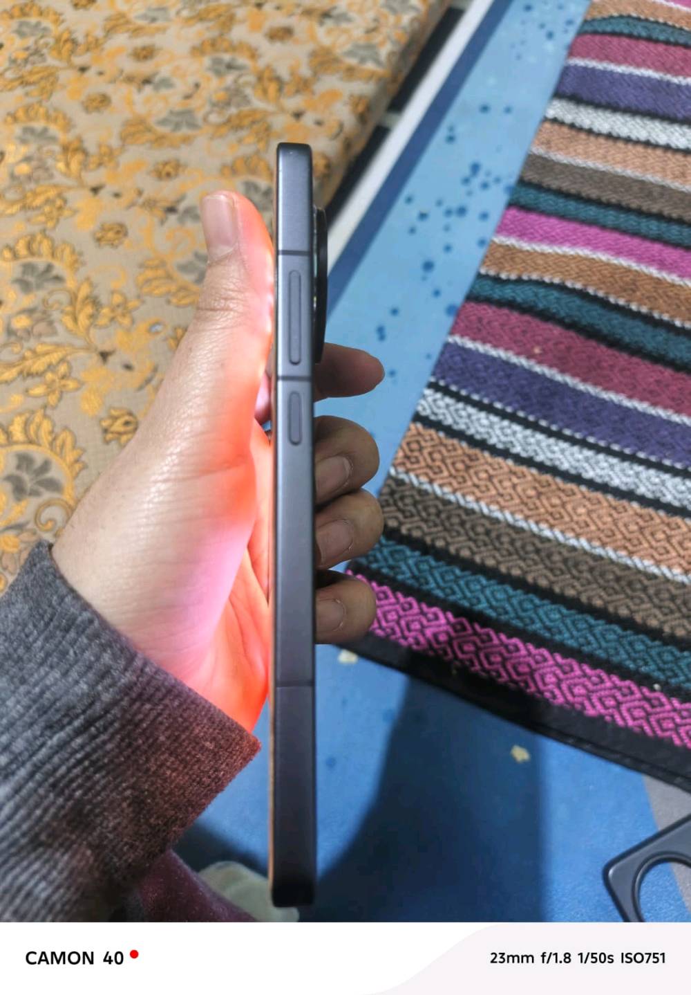 بوكو اف 7 برو  بالباكيت بعده بضمان شرقه وصل شراء والاستخدام والمحتويات والكارتون كله متوفر ضمان شركه ١٢ شهر وجهاز استخدام ٤ اشهر فقط ذاكره ٥١٢ او مراوس بايفون ١٤ برو ماكس او ١٣ برو ماكس الي عندك ونضافه اعرض سعر قابل للتفاوض
شقد العمر الجهاز؟: 
٤اشهر
شنو الإصدار والسعة التخزينية؟: 
ذاكره 512 معالج شناب دراغوت اعلى فئه
شنو السعر المطلوب؟: 
630 
وين موقعك لليحصلون عليه؟: 
البصره الاصمعي حي الاساتذه
هل الجهاز بيه ضمان؟: 
ضمان من كل شي من يمي ومن شركه بلاد من كل محتويات 