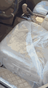 السلام عليكم  لاندكروز موديل ١٤بريم اصلي ام الاطفاية فول مواصفات تشغيل عن بعد جام عل الريموت كفالة عامة عدة الي موضح بلسونار مغلفة بي بي إف طخم تاير برجستون سنوية بسمي مجددة ٣١ مكينة كير شركة امسوي سرفس عام صدر امامي خلفي جديد ماشية ١٦٧الف      ***********      السعر ٣٩٥وبي مجال قليل اسف عل اطالة
