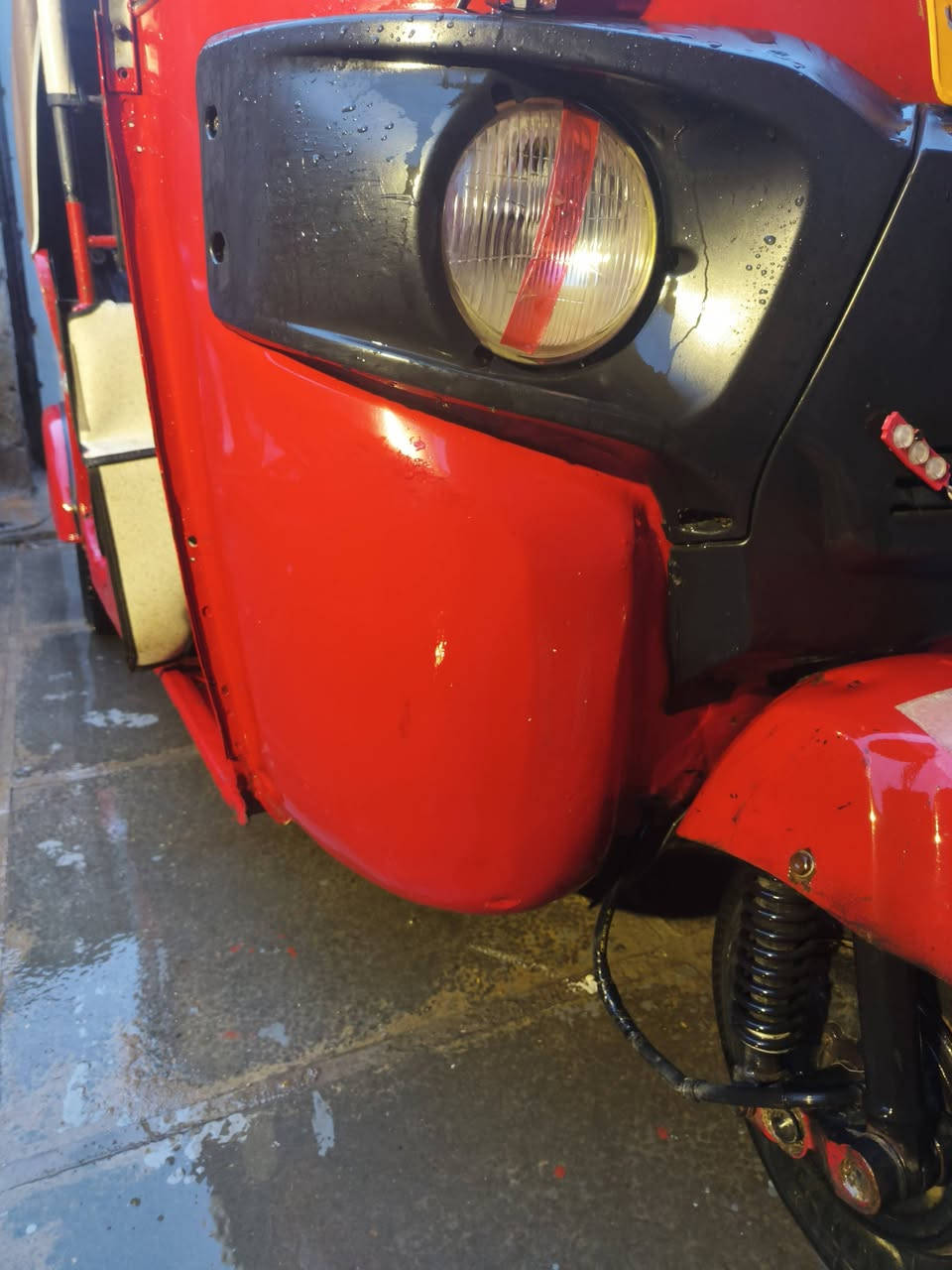 سلام عليكم تكتك2018شهر 12 رقم سنويه كليزي تحويل ثاني يوم من اكسن من مكينه من كير خير من الله بكاني بغداد حي نصر تخم تاير ابو حيه هسه شديتهن بس صفحه مصبوغه بيه باقي مكفول شراي خابر سعره  500قفل ‏‪***********‬‏
