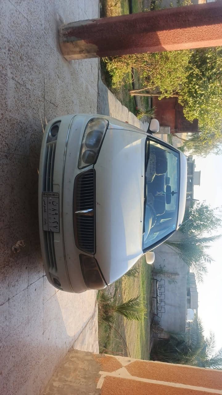 السلام عليكم سني ياباني موديل 2003 رقم بغداد محرك جديد اسود كير عادي جديد سنويه جديد مو صاقطه صبق الا يوج رقم ‏‪***********‬‏ مكان السياره صلاح الدين الاسحاقي
