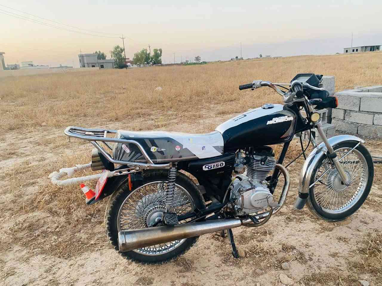 سلام عليكم نامه برو موديل 20 نشاط فول برغي مايعوزو السعر 375وبي مجال شي غليل مكاني كياره قاطع السبعاوين قريه صلاحيه  هاذه رقمي متواجد واتساب ***********
