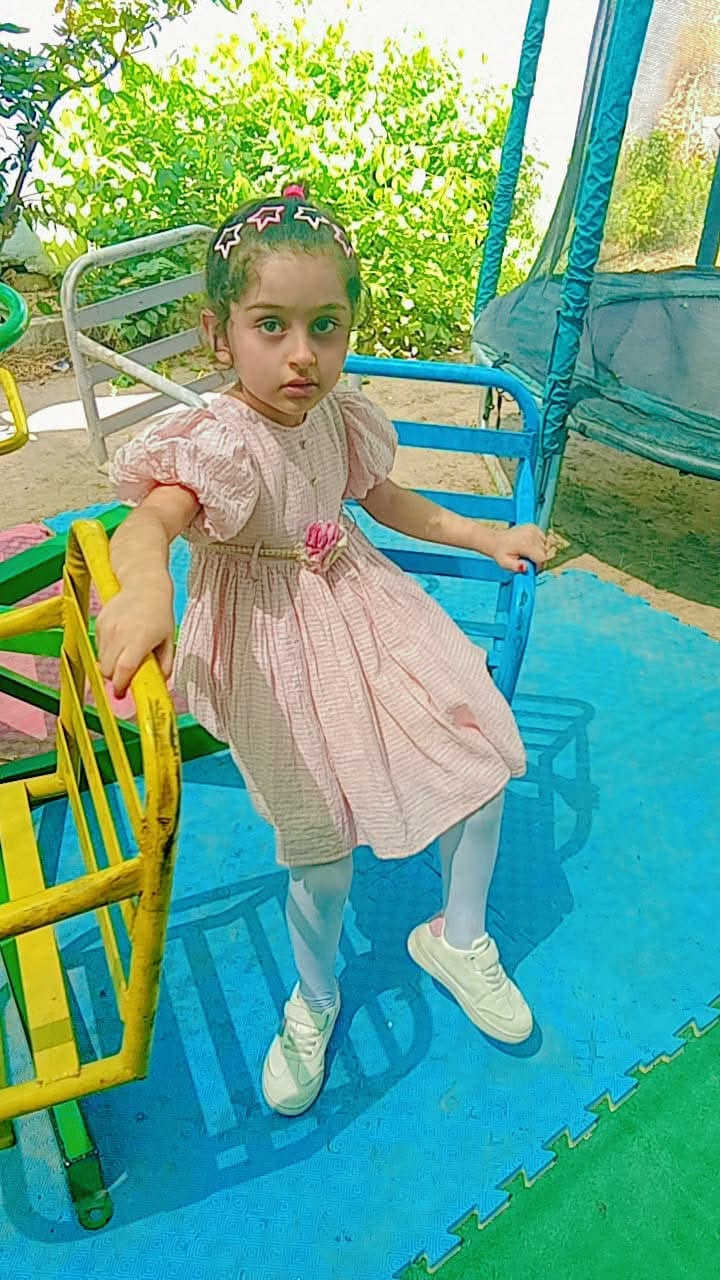 🌸 روضة وحضانة الوريث الأهلية 🌸

👶✨ لأن طفلك يستحق أفضل بداية

تعلن روضة وحضانة الوريث الأهلية عن فتح باب التسجيل للعام الدراسي الجديد

🎓 منهج تعليمي متطور وحديث
✅ اللغة العربية
✅ اللغة الإنجليزية
✅ الرياضيات
✅ العلوم
✅ التربية الإسلامية
✅ أنشطة توعوية 
✅ أنشطة فنية وتعليمية
✅ تجارب علمية
✅ أناشيد
✅ إرشاد تربوي وأخلاقي

🎪 برنامج ترفيهي مميز
🎬 سينما تعليمية وترفيهية
🧩 ألعاب تعليمية ورياضية
🎨 تلوين وأعمال فنية
📖 قصص مشوقة
🚌 سفرات وحفلات
🥋 ألعاب رياضية 
🩰 أنشطة خاصة للبنين وللبنات

🏫 قاعات مخصصة لكل فئة عمرية ومكيفة بالكامل

🕡 الدوام من الساعة الثامنة صباحاً ولغاية الواحدة ظهراً طوال أيام السنة عدا الجمعة والسبت والعطل الرسمية

👼 نستقبل الأطفال من عمر ستة أشهر ولغاية 6 سنوات
✔️ حضانة
✔️ تحضيري أول
✔️ تحضيري ثان
✔️ روضة
✔️ تمهيدي

📍 العنوان
بغداد الأمين الثانية الفلكة المشجرة أو فرع أسواق ليمونة 

📞 للاستفسار والتسجيل
***********

🌷 روضة وحضانة الوريث الأهلية 
مكان يجمع بين التعليم والتربية والاهتمام والمرح ليبدأ طفلك رحلته بثقة وسعادة 💙

