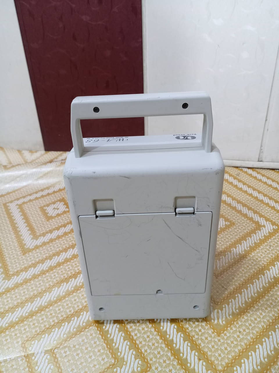 مكبر صوت يعمل على البطاريات والكهرباء 220 فولت شغال وعلى بلاده بدون أي خلل أو تصليح نهائياً

السعر 25 ألف
يوجد توصيل


**إذا كنت صاحب هذا الإعلان وتريد حذفه لأي سبب، رجاءا أرسل رسالة إلى الدعم الفني**