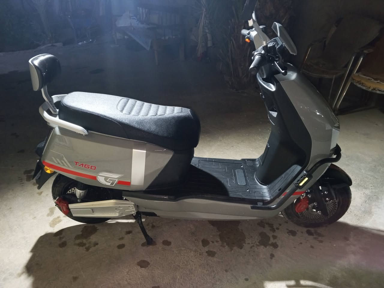 بصمه ودبل سويج ودبل كارت تشغيل
ملف 2000
امبير 32
تشغيل عن بعد 
دراجه جديده استعمال لمده سبوع 
كلشي مابيها أჂ̤ نقص مابيها كامله مكمله 
6بطاريات 
مري دبل 
للستفسار ***********
دراجه اسمها تاكو  شركه ويلي  
السعر  1100سعر ه
العنوان كراده متوفر من 12ضهراً لل 10 ليلاً
