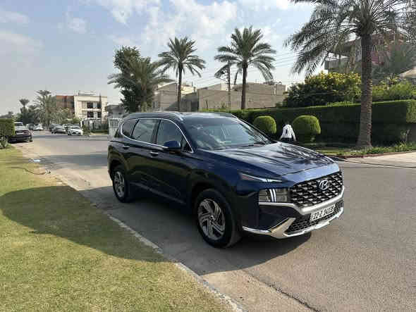 م
السلام عليكم سنتافيا 2023 رقم اربيل 
وارد كندي 
جاملغ وباب السايق ونص الباب الخلفي صبغ
ايرباك بردة فقط بدون اي دواخل 
بصمة 
تشغيل عن بعد 
رادارات خلفية وامامي 
تحكم ستيرن 
تدفئة بالكشنات 
اشاير بالمري 
كشن السايق كهرباء 
شحن وايرليس 
لايت زنون 
لد امامي 
لد خلفي 
سنوية وهزه وفحص جدد 
سونار موضح بالصور 
السعر 199 وبيها مجال بسيط جداً 
***********
مكاني بغداد الغزالية
