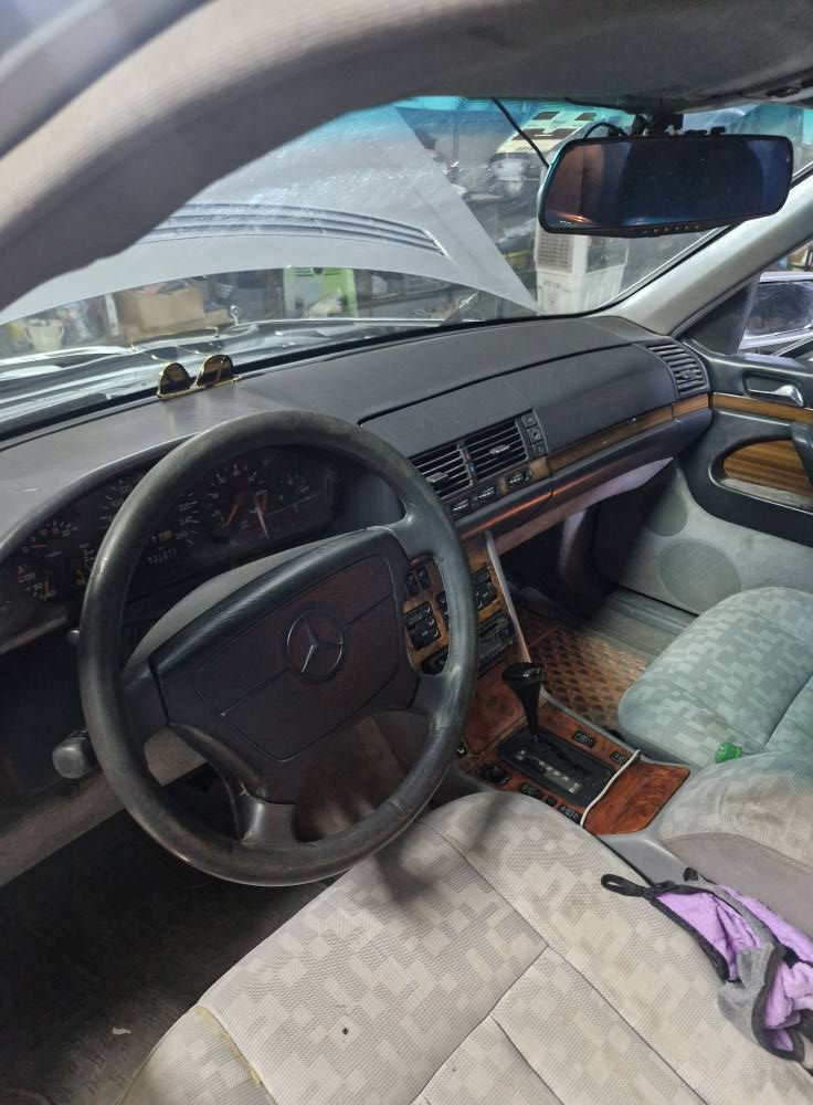 Merceds Benz W140 S500  رقم دولي اربيل باسمي بيها حصة بانزين مصبوغة للجمالية بدون ظربة بدون خياس دواخل نظيفة شرط التحويل والوكالة تبريد شغالكاملة وارديابان ومكفولة من جميع النواحي رايدها ب 85 ورقة  ،اتصل بالرقم ***********محرك ياباني ٣٠٠٠ ديلكو الرياضي ، ماجاوب التعليقات كركوك, العراق
