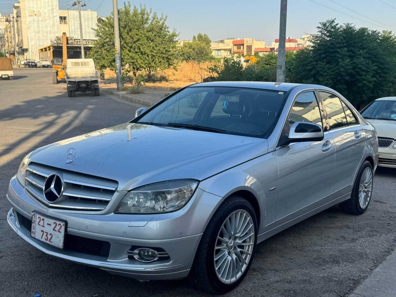 بە ناوی خوای گەورە و میهرەبان مارسیدیس بێنز C280 2010گێر ئۆتۆماتیک ٦ پستۆن مەکینە مەرغوب بێ سەرەتایە کۆدی بۆ کراوە بە ناوی خۆمانەوەیە لۆک لۆکە بێ بۆیاغ  بێ کاڵ بونەوە لەسەر دەقی شەریکە ماوەتەوە کوشن جلدد لۆک کوشن کارەبا تەبرید مەرکەزی شاشە گەورە سەیارەکە بەس ماشاللەی ئەوێ گیرومەکینەی بەشەرت زۆر تازەو جوان ماوەتەوە چوار تایەو ویلی لۆکی لە ژیرە تەبریدی مەزبوت هەموو گیانی بەشەرت سەیارەکە لە جوانیا تاکە مالی دۆستە سعر 88 گەلاو مەعامەلەیەکی کەم شوین سلیمانی رقم تلفون 🤍***********🤍***********🤍 السليمانية, العراق
