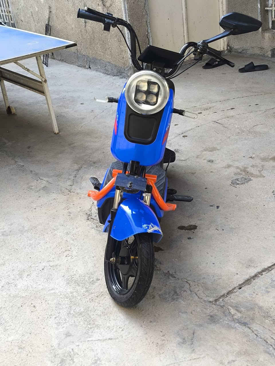 دراجة شحن للبيع حجم 16 دراجة نضيفة بطاريات مال شركة ممبدلة شاحنتهة موجودة عنواني  بغداد الراشدية مال الحسينية سعر 300وبيها مجال ‏‪0773 020 2167‬‏
