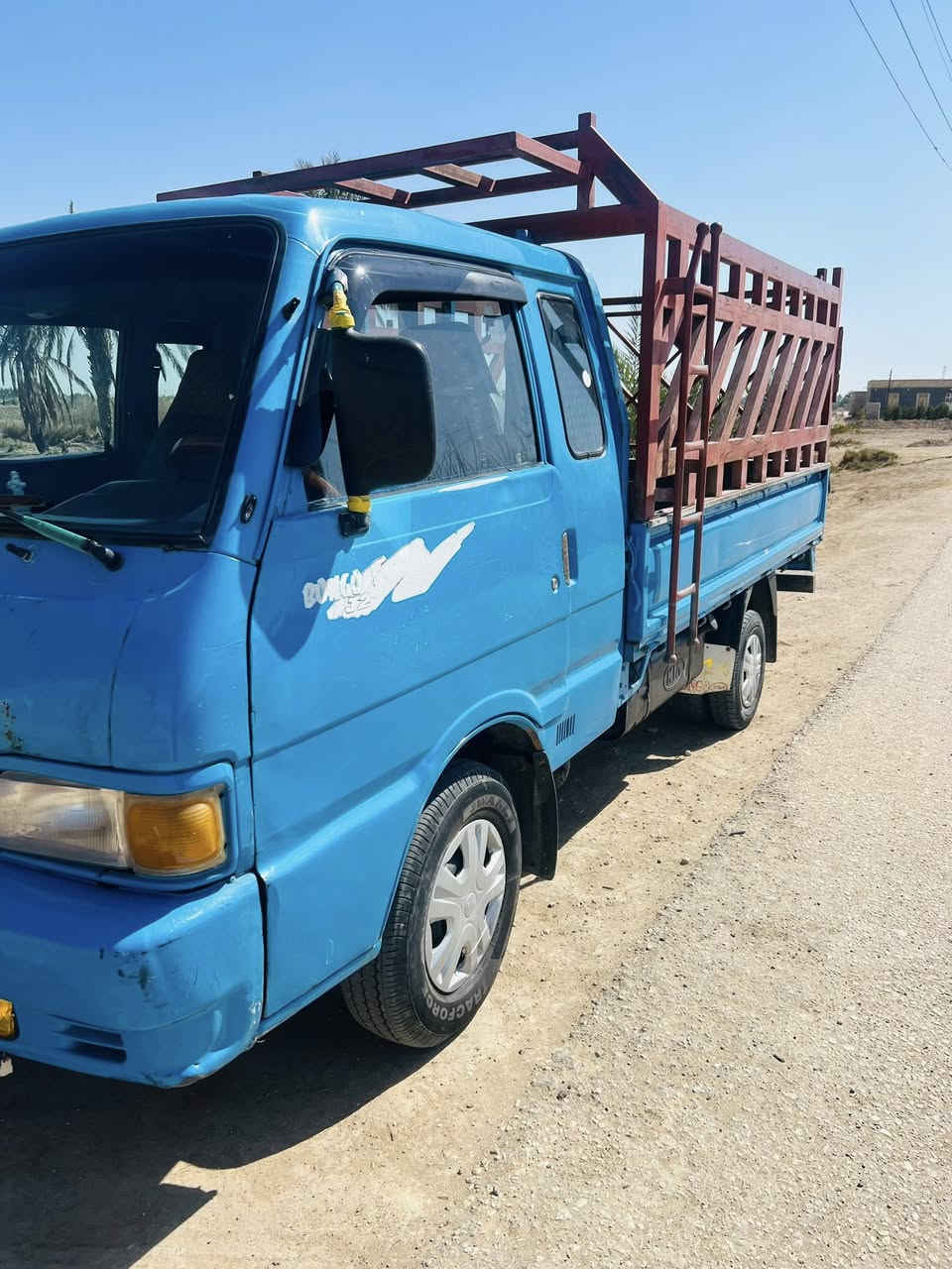 ‏سلام عليكم كيا للبيع سيارة جاهزة من كل شيء رقم إنجليزي بابل السعر 65 مكان بابل الشوملي ***********8
***********
