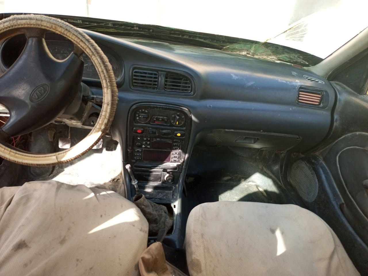 سيارة كيا نوع كريدوس 
موديل 2000
رقمها ديالى 
المكان السماوه
سنوية موجودة
تجي للسماوه تاخذها

للتواصل على الرقم
‏‪***********‬‏
