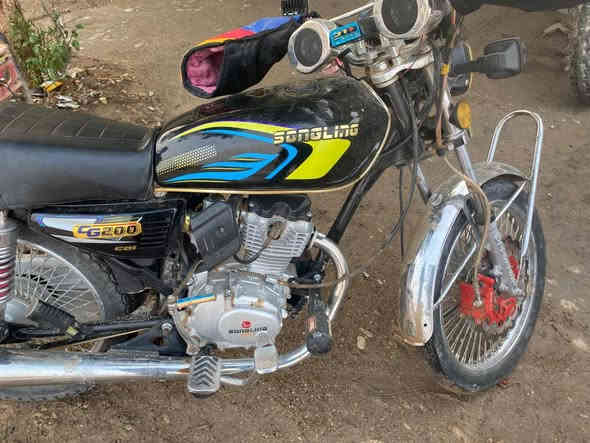 سلام عليكم دراجات للبيع تايكر لا تبخير ولا تنقيص محرك ما مفتوح اوراق كامله سعر 650بيه مجال مكان بلدروز أما عسكر ***********
