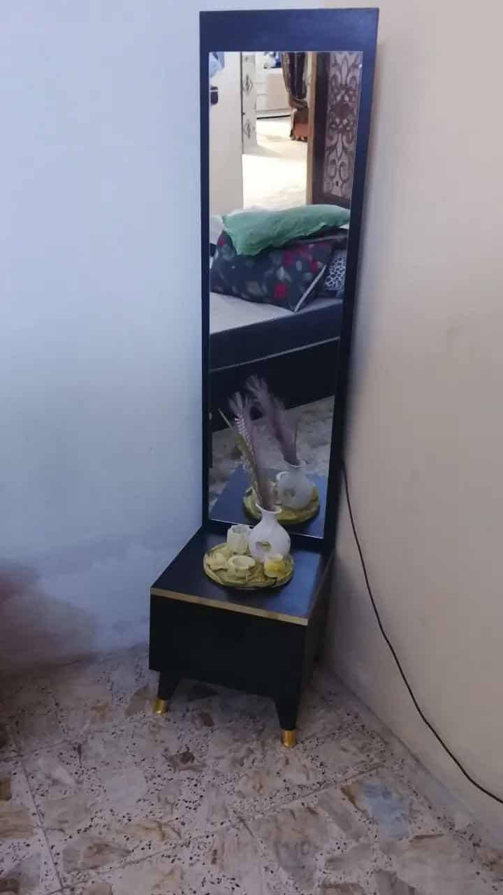سلام عليكم غرفه نضافته 90/100 /7قطع سعر 600او مراوس بغير لون مكاني حي اور ام الكبر او غزلان ***********
