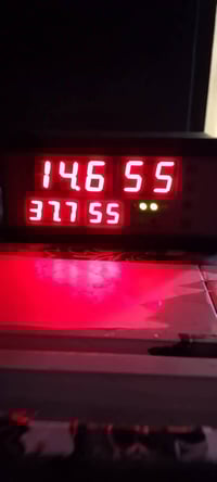 موجود فقاسه للبيع السعر 100,000 وبيها مجال تاخذ 650 بيضه مجربه جميع ال...