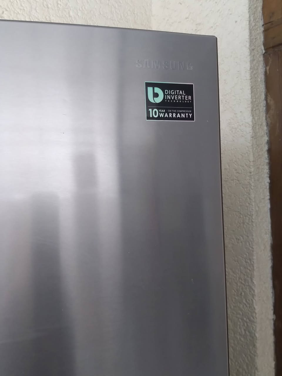 ثلاجة ومجمدة للبيع
شغالات عالفحص
٢٥٠ وبيهن مجال  
بغداد حي العامل شارع ٣٠
الاتصال ***********
