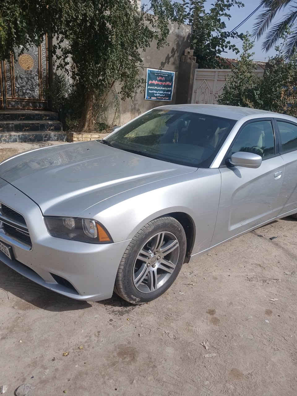 سلام عليك جارجر ٢٠١٢ سياره خليجي ماشيه ٢٨٠ سياره جاهزه ع اخر حبايه تخم تاير كير مكينه اكسن حداديه كله كارتون ولا كلوب بيها مشتغل سونارها يمك وصار بيها طخه باب سايق والدوسه شويه والحوض غير ذني كلشي مابيها بدون ارباك داخل عسلي كير موس سعر سياره ١٥٥ وبيها مجال مكان سياره ناصريه سوق الشيوخ لاستفسار ***********
