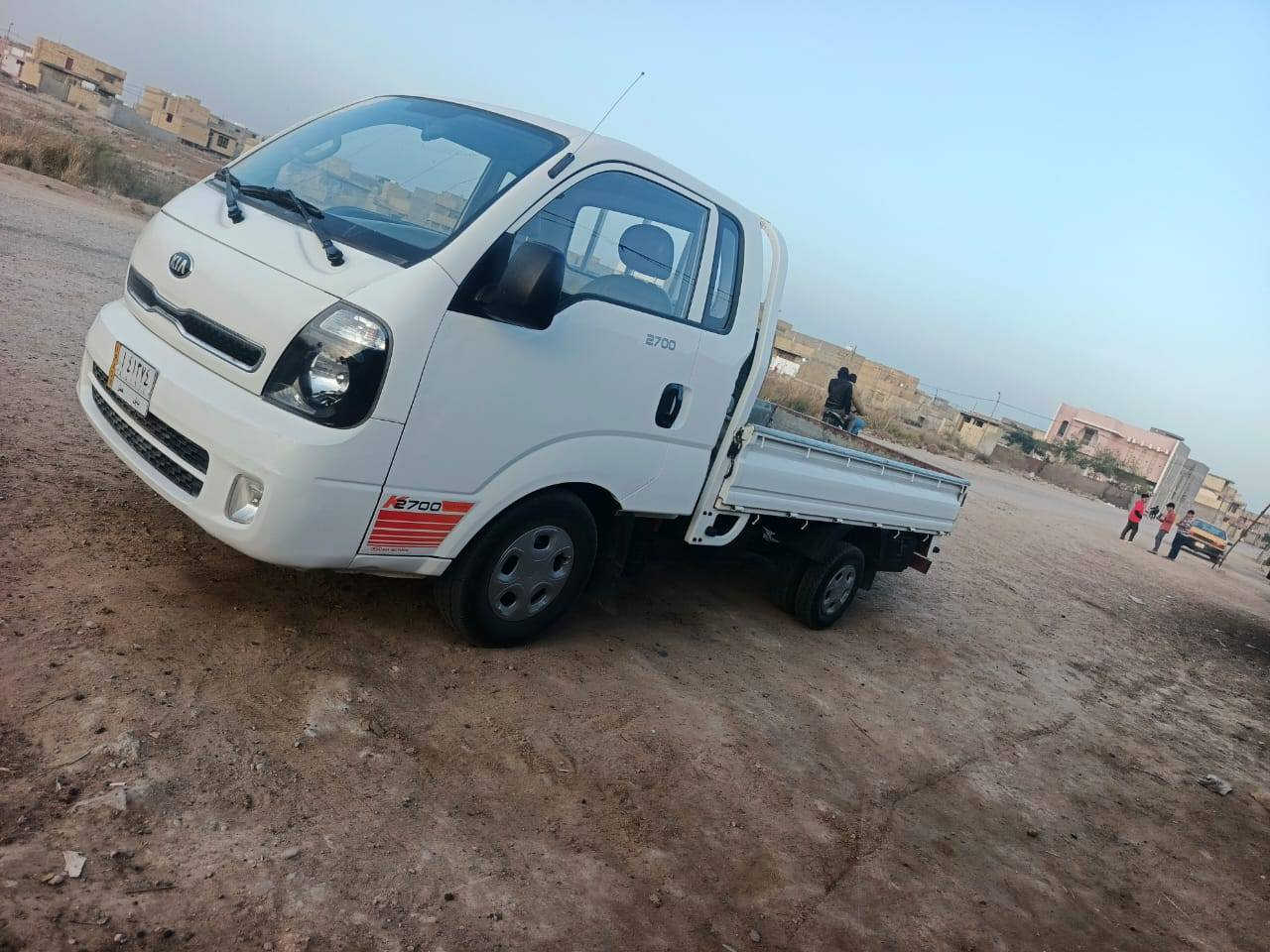 السلام عليكم مكلف بالنشر 
كيه حمل للبيع موديل 2016 مكفولة كفاله عامه سياره جاهزه من كلشي

كير محرك شاصي مكفول

تخم تايرات حداديه جديده كهربائيات كله شغاله

تدفئه تبريد ثلج

رقم بابل سنويه جديده ممشروع وطني

العنوان الديوانية

السعر 110 بيها مجال بسيط

للاتصال ***********
